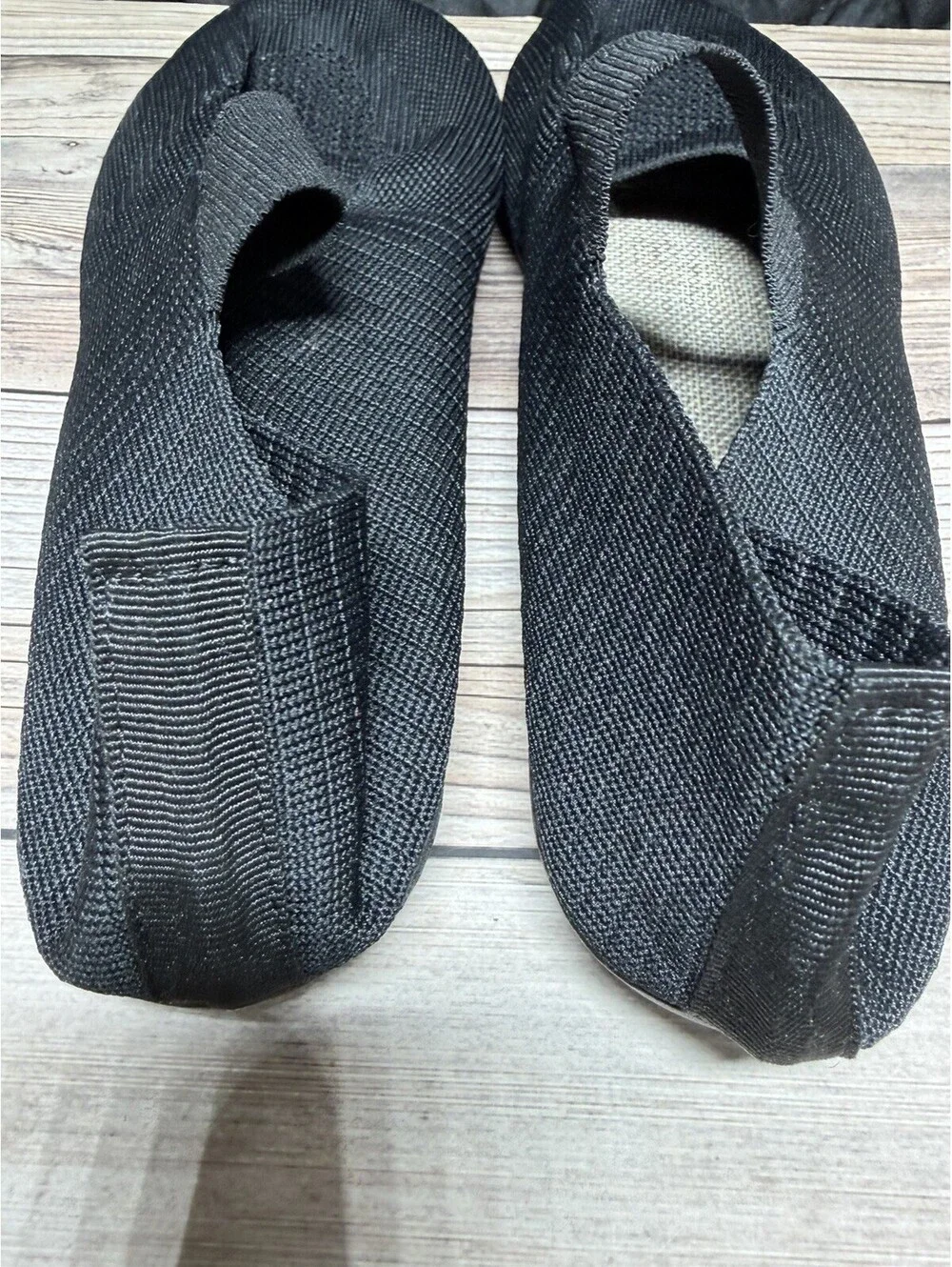 NEW Knit Round Toe Black Flat Slip On Shoes Womens Sz 41/10